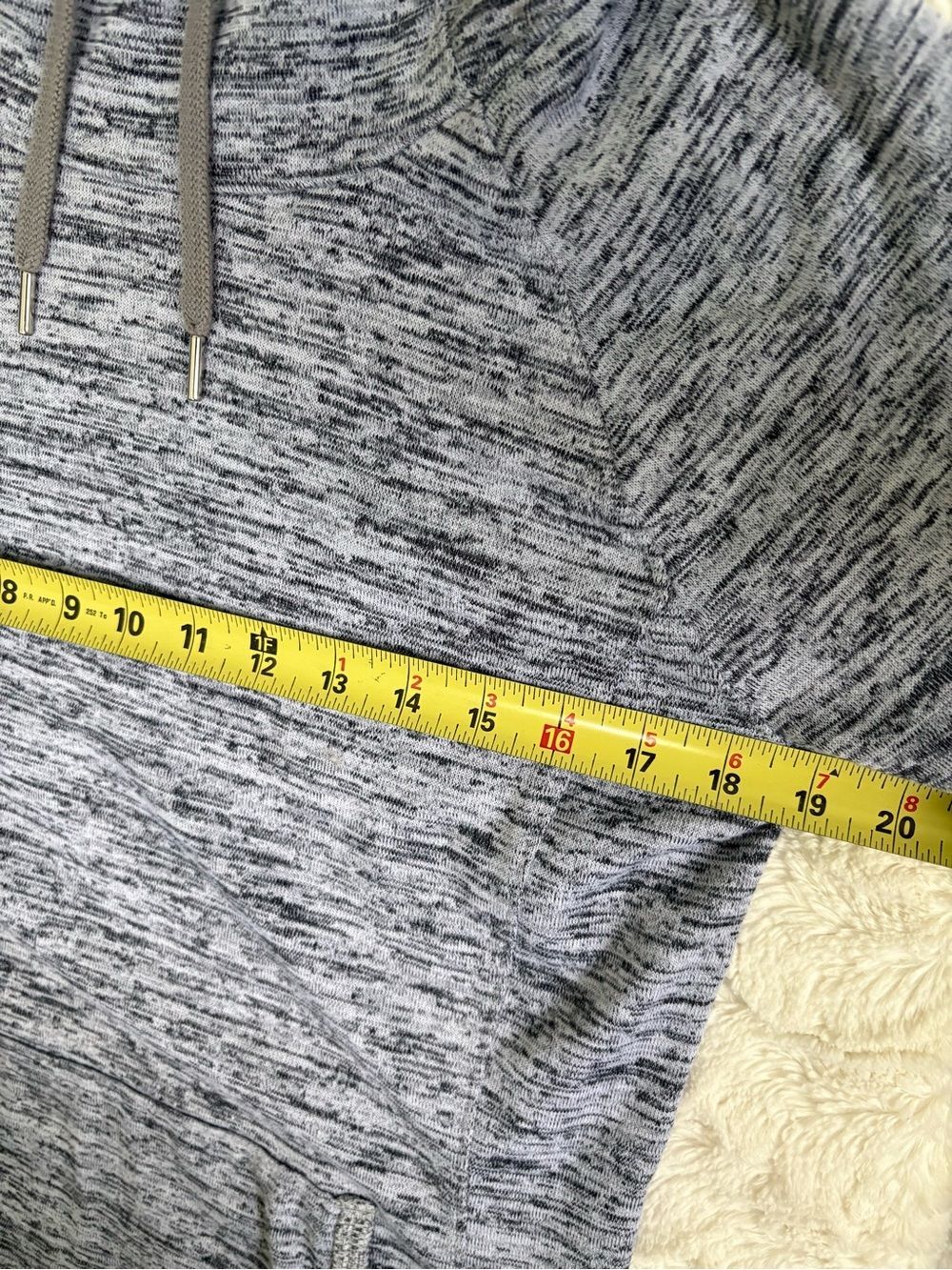 Athleta Outfit Bundle Size M/T Gray Speckled Hoodie & Black Elation 7/8 Leggings - Picture 7 of 15